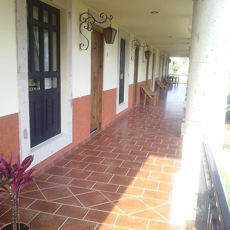Chalet De Colombo Hotel Ciudad Guzman Exteriér fotografie